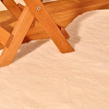 Rex Tavşanı Dekoratif Tek Kafa Peluş Post Krem (Tüy Yüksekliği 22 mm)