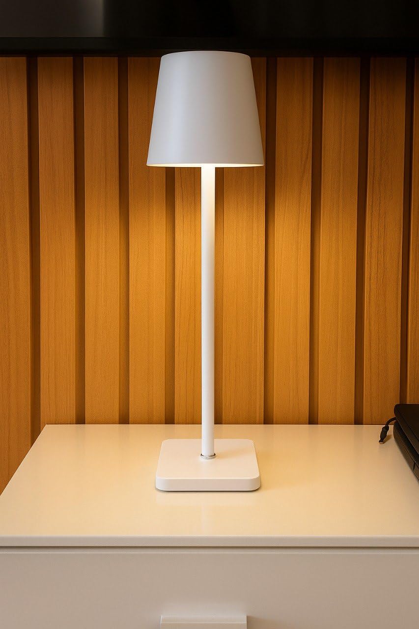 Luminária Abajur de Mesa LED Dimerizável Portátil Sem Fio Recarregável Luz Ajustável