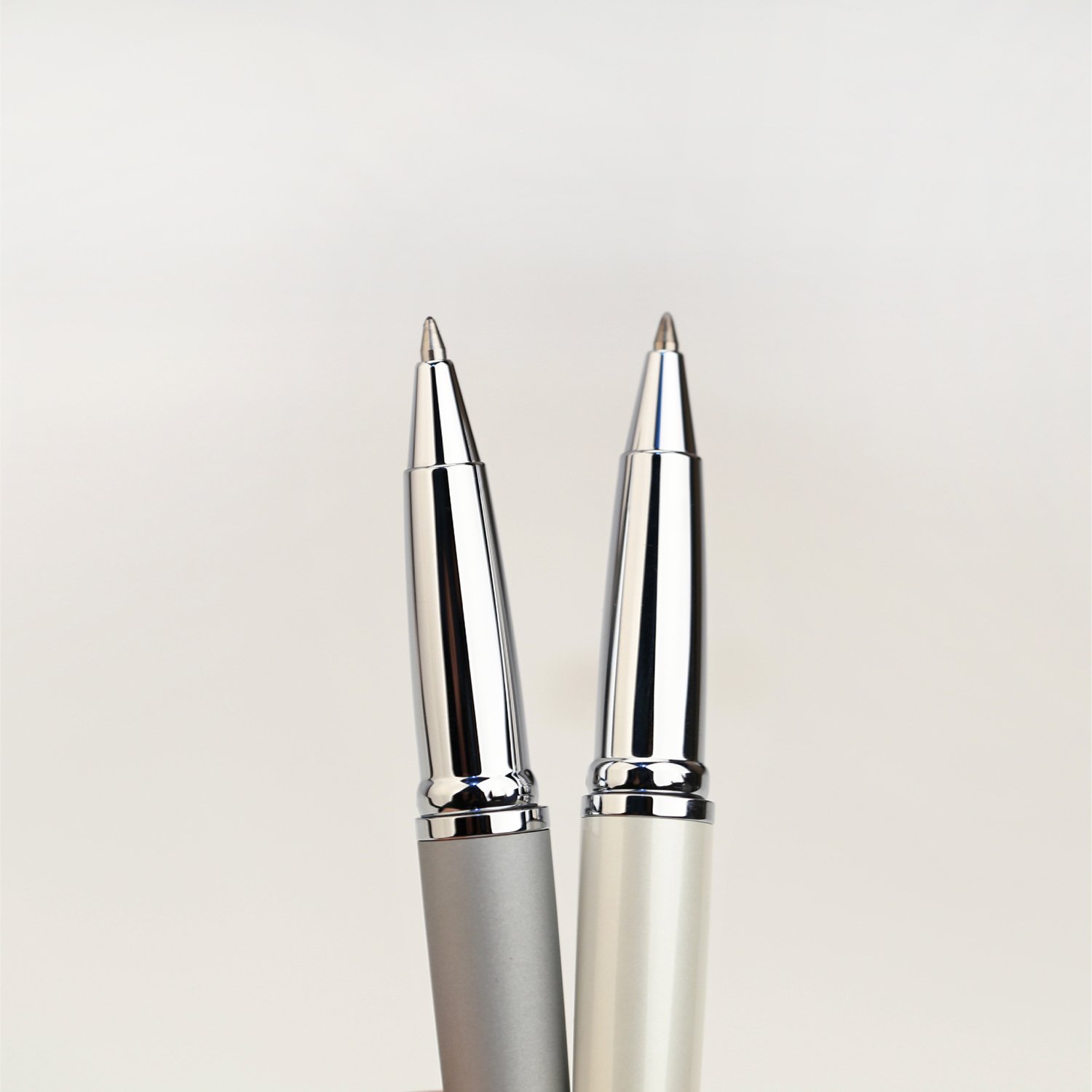 Amazon | クロス ジェルボールペン ATX 885-38 パールホワイトラッカー