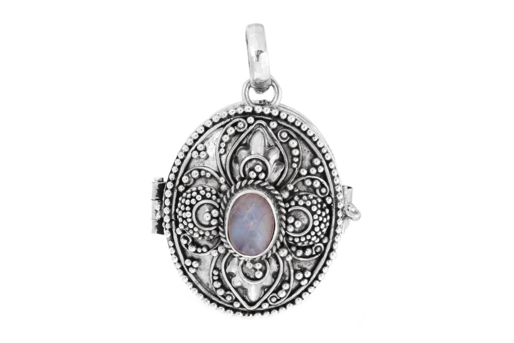 Windalf Schmuck Anhänger DANA 3.2 cm Foto-Medaillon Mondstein Handarbeit 925 Sterlingsilber