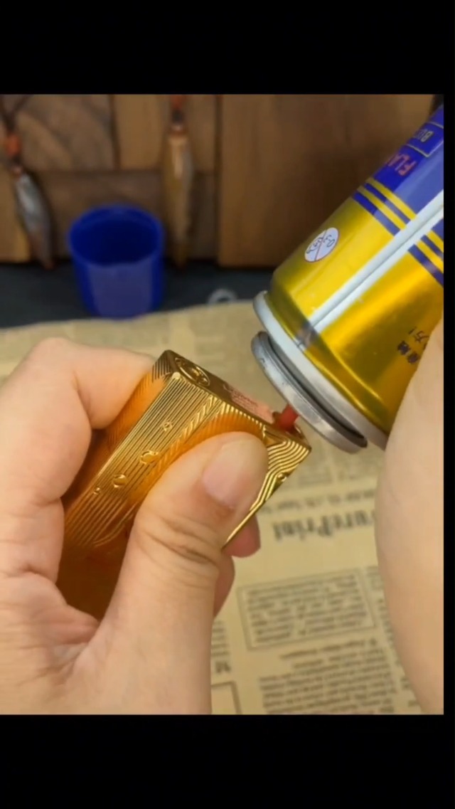 Encendedor Sanji estilo antiguo recargable de butano miniatura 7