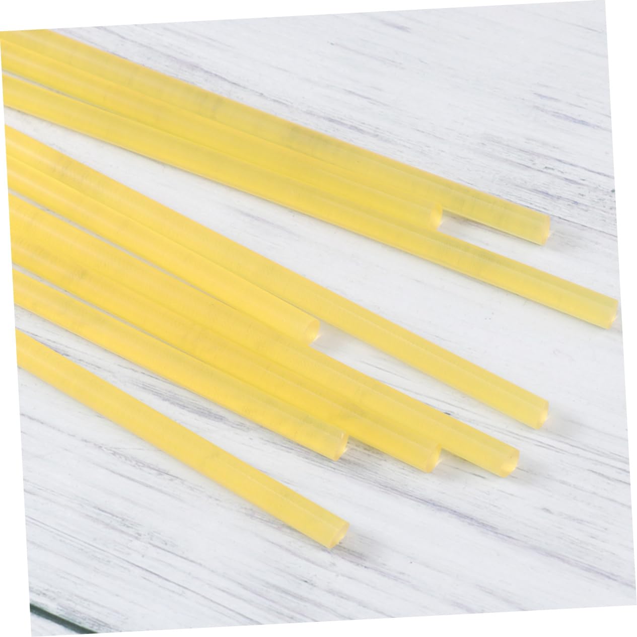 LALAFINA 100pezzi Hot Melt Glue Sticks Adesivi Forti Per Riparazioni Casa e Negozio Strisce Di Colla Gialle Facili Da Usare Odore
