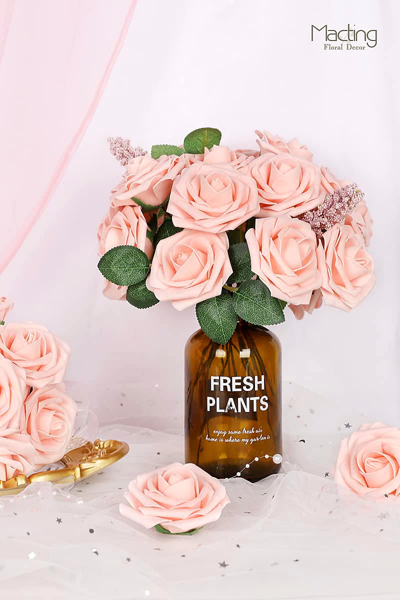 MACTING Sztuczne kwiaty Blush Foam Roses 30pcs Prawdziwe spojrzenie fałszywych róż z łodygą do DIY Bukiety ślubne Centerpieces Prysznic dla nowożeńców Party Dekoracje domu