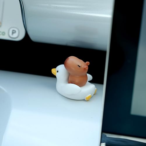 Miniatura 2 de YGMONER 9 piezas Mini Capybara - Figura decorativa para tablero de instrumentos de automóvil, adornos para interiores de automóvil