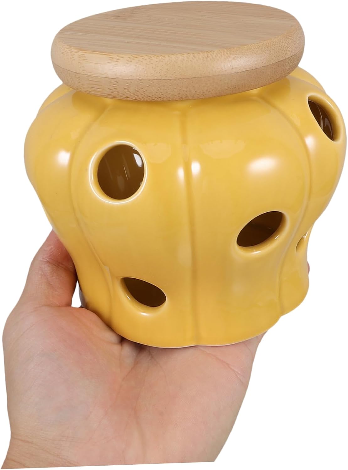 Cabilock Ceramic Garlic Storage Jar with Lid Keeps Garlic Fresh and Dry Farmhouse Kitchen Decor Easy to Clean Space-saving Design for Countertop Use