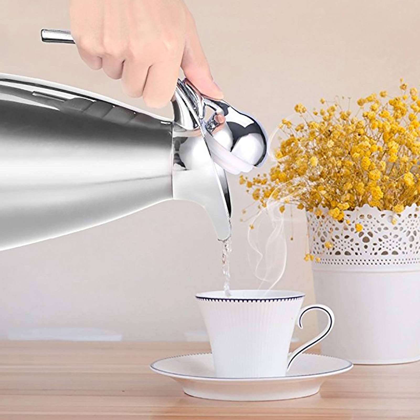 1,5 Litri Caraffa Termica in Acciaio Inox, Brocca/Thermos a Doppia Parete, Isolata Sotto Vuoto, per Tè o Caffè, Chiusura a Pressione, Mantiene Le Bevande Fredde e Calde per 24 Ore (1.5L-A-Argento-A)