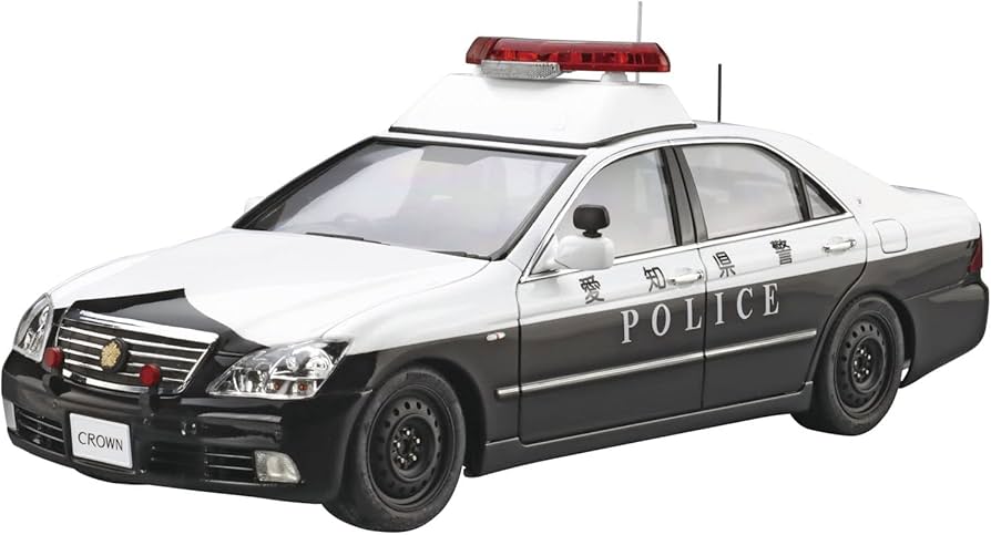 パトカー パトロールカー プラモデル　クラウン Amazon | 青島文化教材社 1/24 ザ・パトロールカーシリーズ No.7