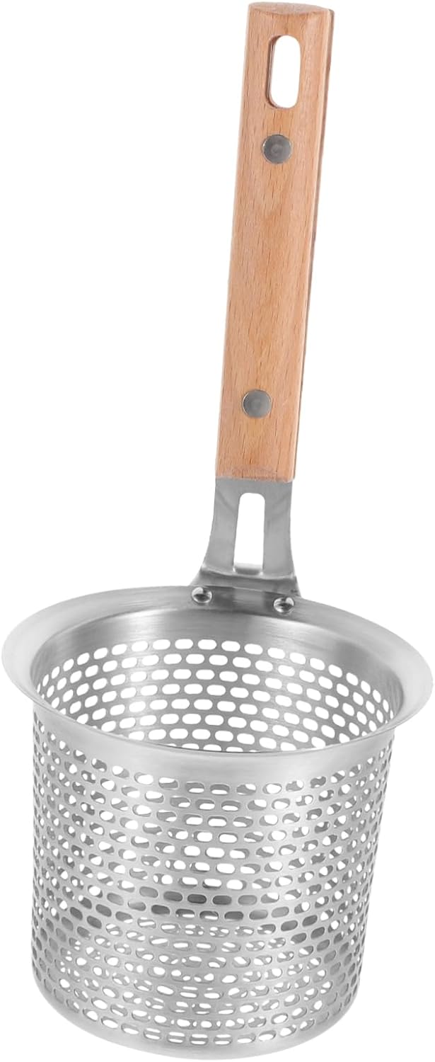 Stainless Steel Pasta Strainer with Wooden Handle Mesh Colander for Quick Food Draining and Easy Cleaning for Noodles Pasta and Hot Pot Use