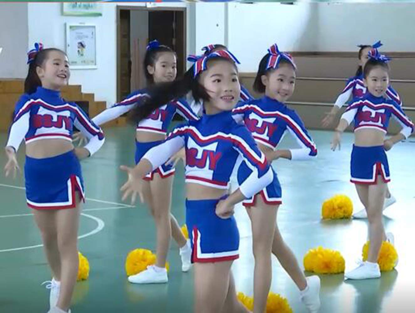 キッズ　チア　ユニフォーム 子供 女の子 ダンス衣装 ダンスウェア チアガール衣装 チア