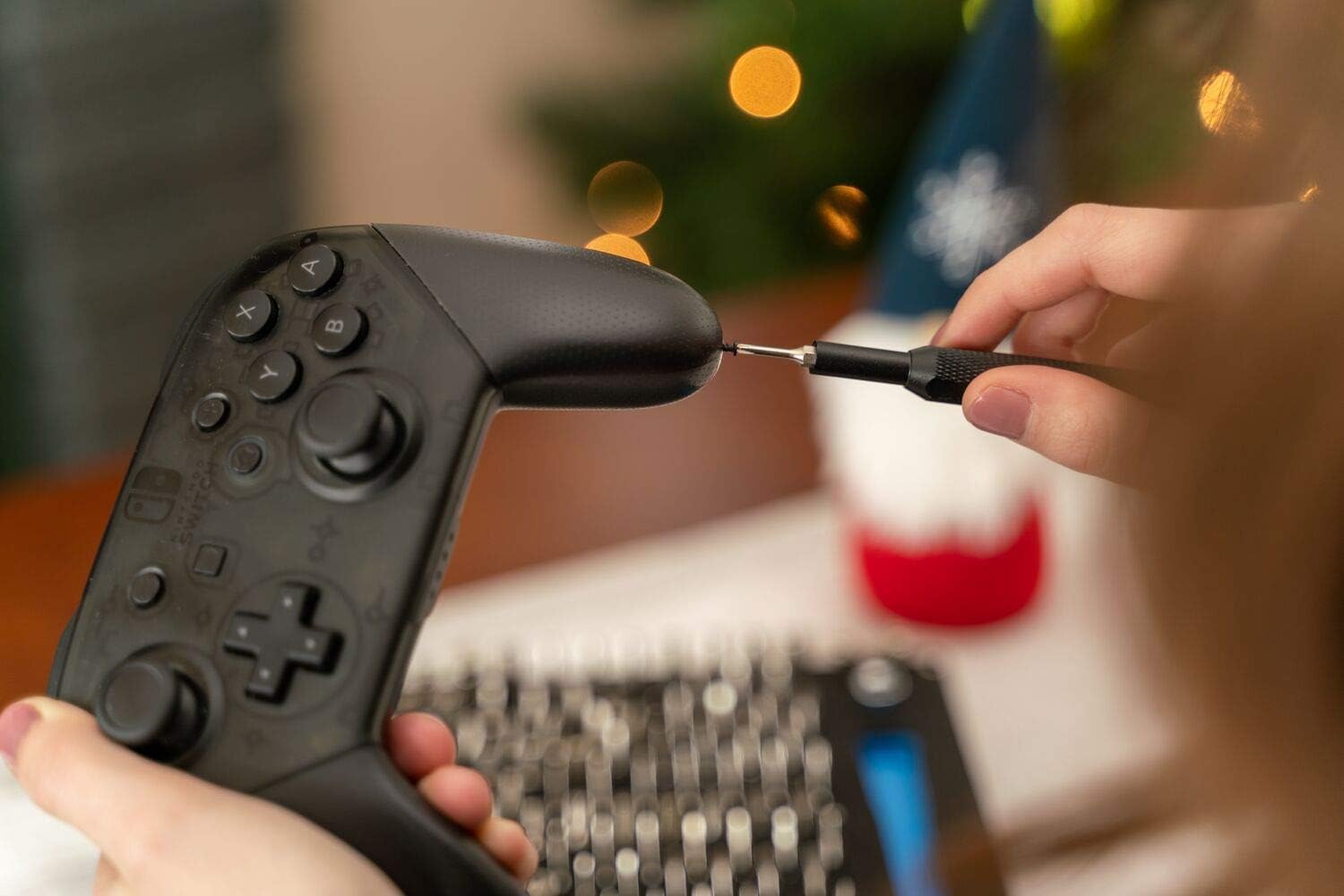 iFixit Manta Driver Kit + Magnetic Project Mat Bundle