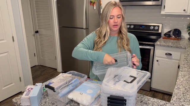 Amazon.com - EOENVIVS Plastic Storage Bins with Lids 6 Pack
