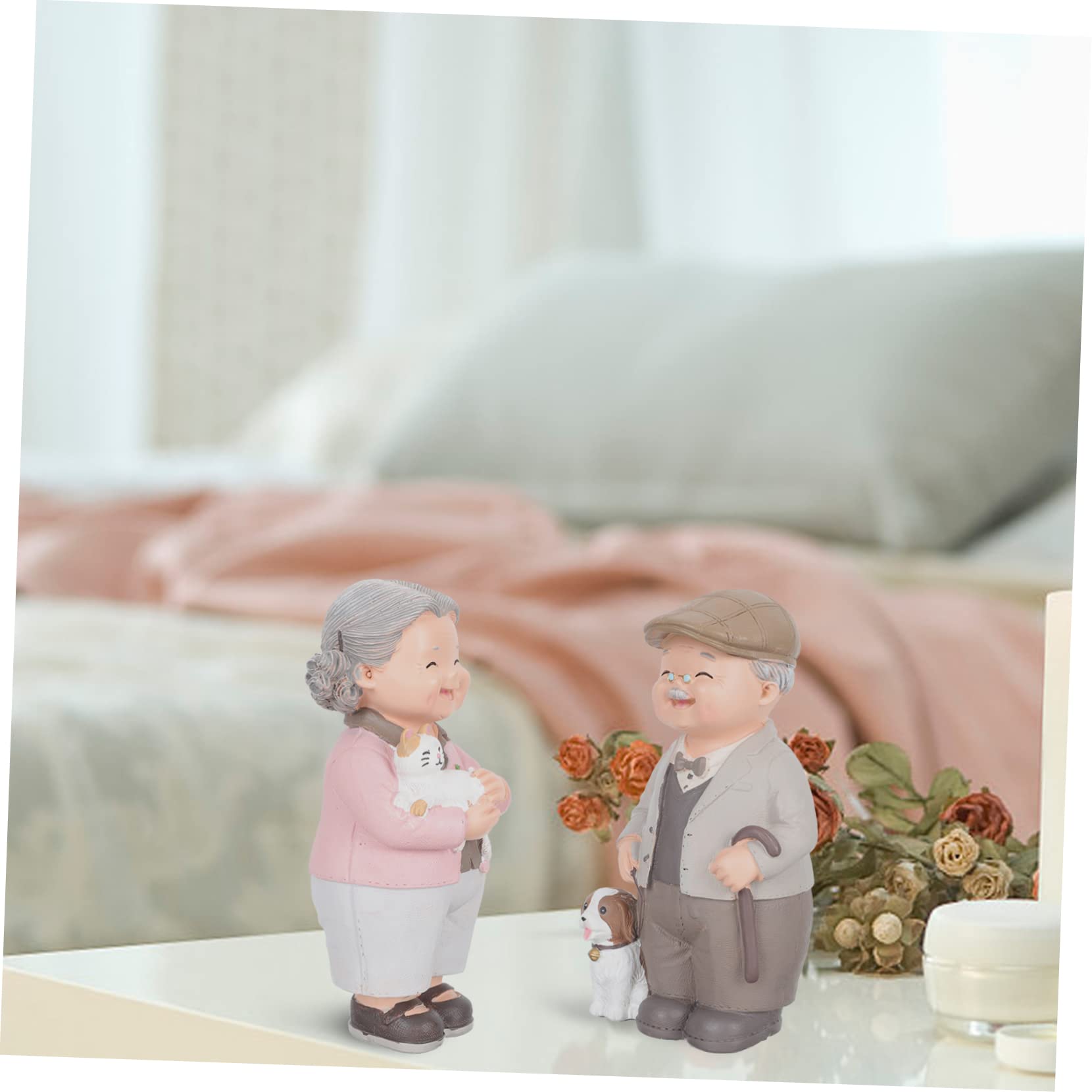 KOMBIUDA Liebespaar Deko aus Kunstharz Filigrane Paarfigur für Wohnzimmer Schlafzimmer Büro Romantisches Jubiläumsgeschenk