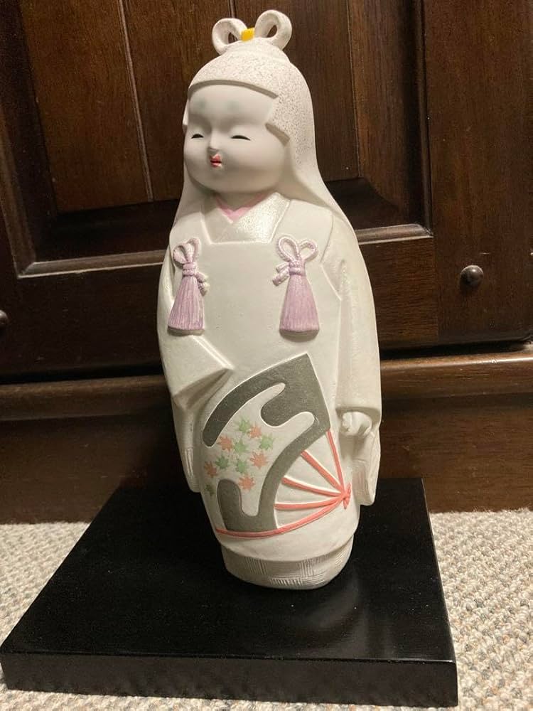 博多人形　女の子 博多人形 女の子 - メルカリ
