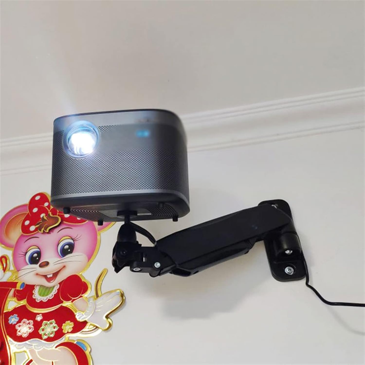 Projector Bracket Projector Stand Home Wall-Mounted Projector Rack Living Room Conference Room Universal Rotating Projector Shelf Projector Stand