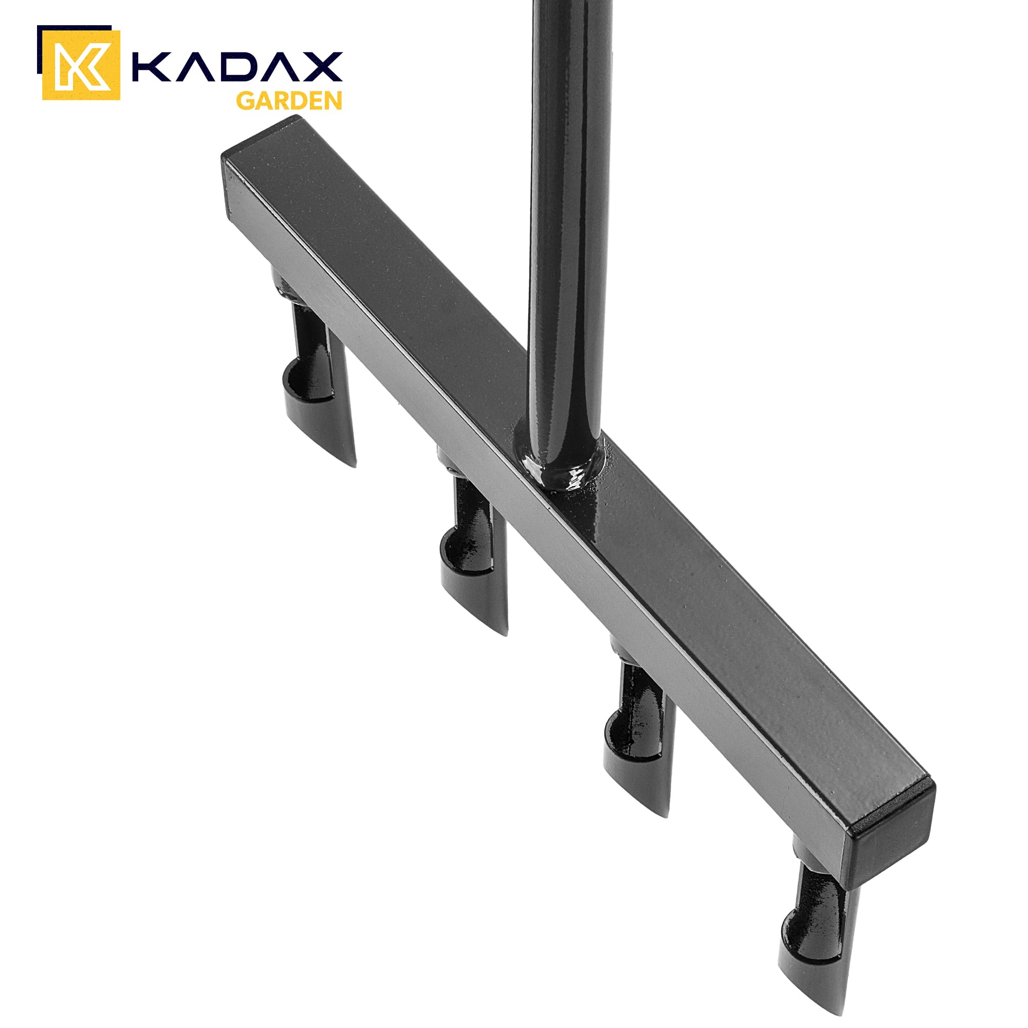 KADAX Rasenlüfter Hand-Aerifizierer | 4 Zinken T-Griff | Rasen belüften Boden lockern | langlebiges Gartenwerkzeug | für gesunden grünen Rasen