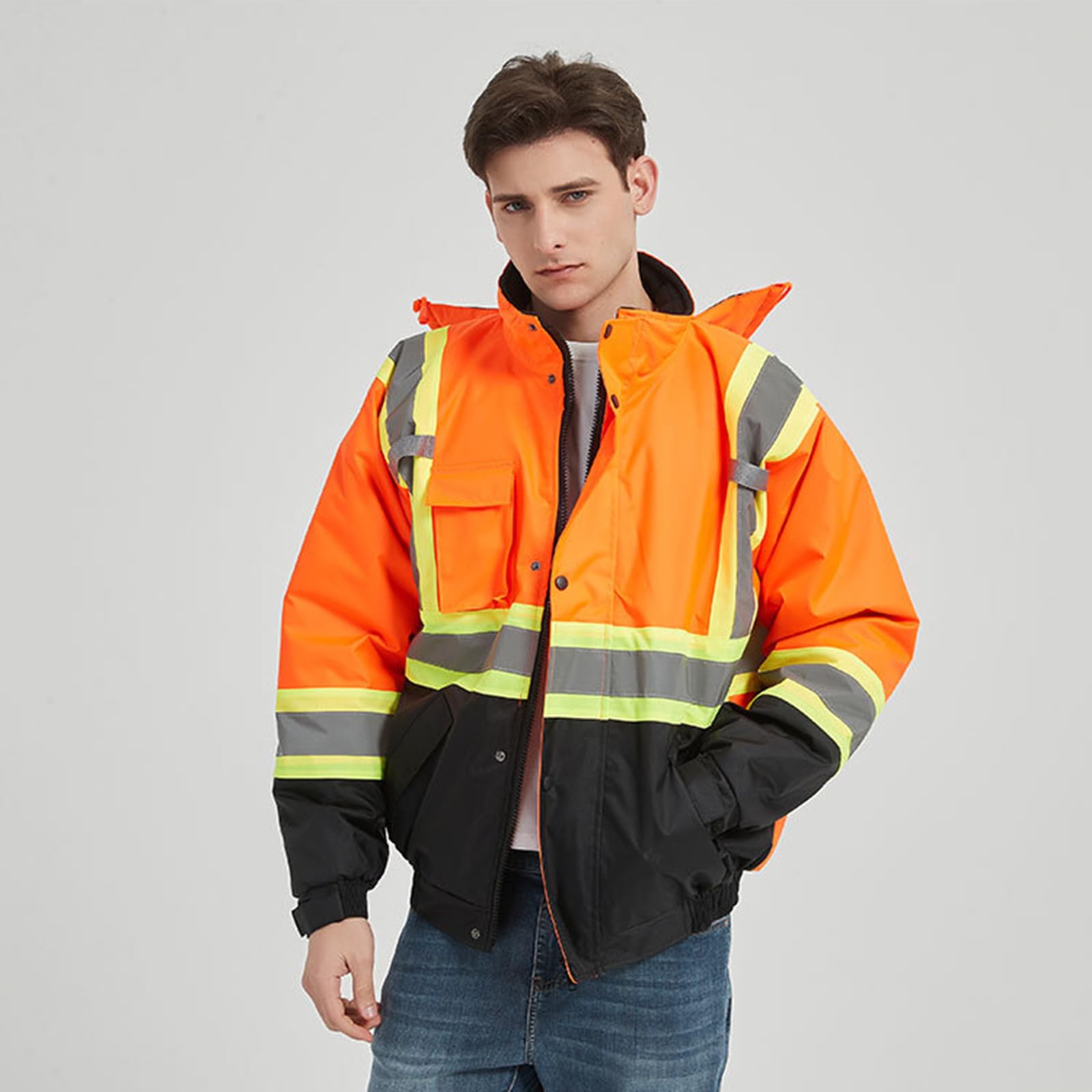 Giacche da lavoro ergonomiche ad alta visibilità Giacche isolate riflettenti resistenti agli spruzzi per un movimento confortevole sui siti di lavoro con cappuccio regolabile
