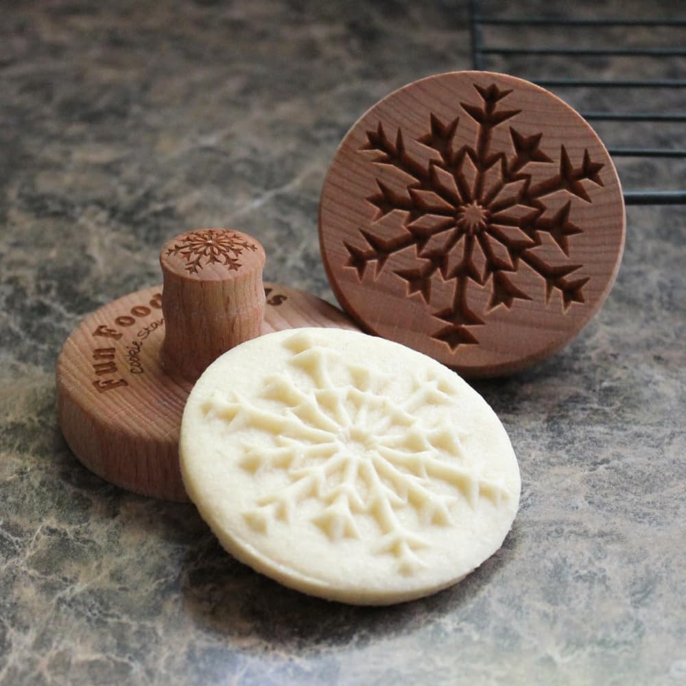 Amazon.com: Fun Food Tools, Wood Cookie Stamp, 2.5 Inch (Snowflake 5 CS ...