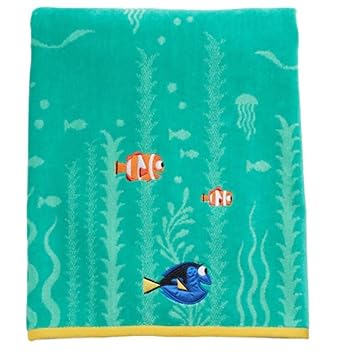 Amazon Com Disney S Bajo El Mar Finding Dory Dory Marlin Y Nemo Toalla De Bano Bebes
