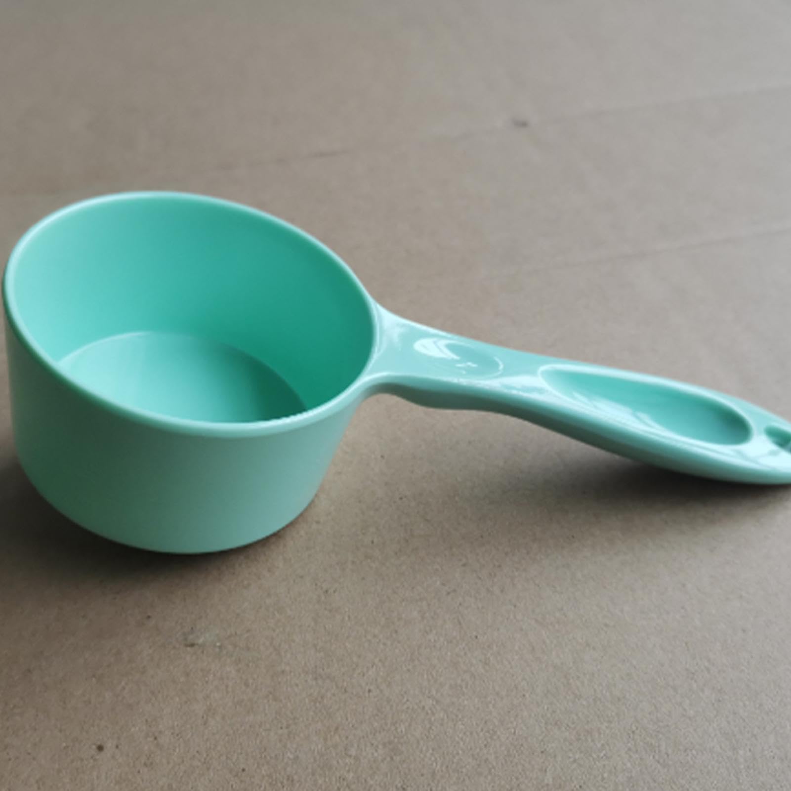 Cuchara medidora de comida para perros – Cuchara de melamina de 100 g de capacidad para cachorros | Cuchara de alimentación para mascotas con agarre cómodo, pala de control de porciones para