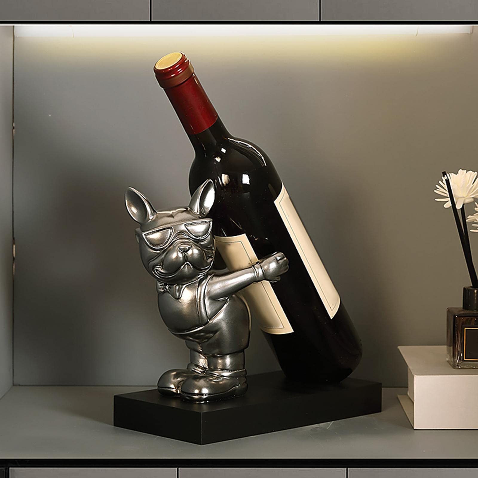 Espositore creativo per vino, ornamento scultura stand statua portabottiglie in resina artigianato per armadietto, casa, piano di lavoro, decorazione hotel (argento)