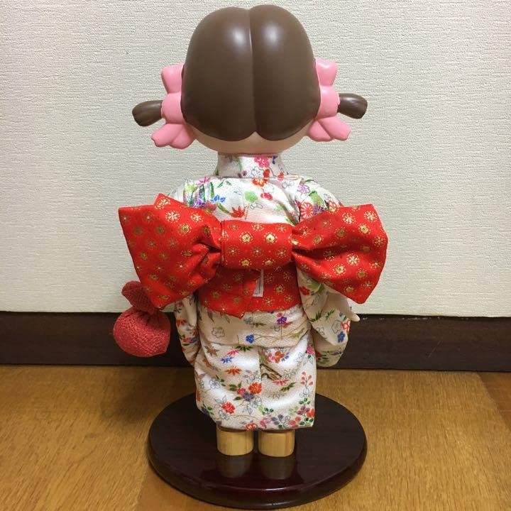 【新品⋆非売品】ペコちゃん誕生50周年記念 晴れ着ペコちゃん【雅】みやび Amazon | 雅（みやび）ペコちゃん誕生50周年記念晴れ着ペコ