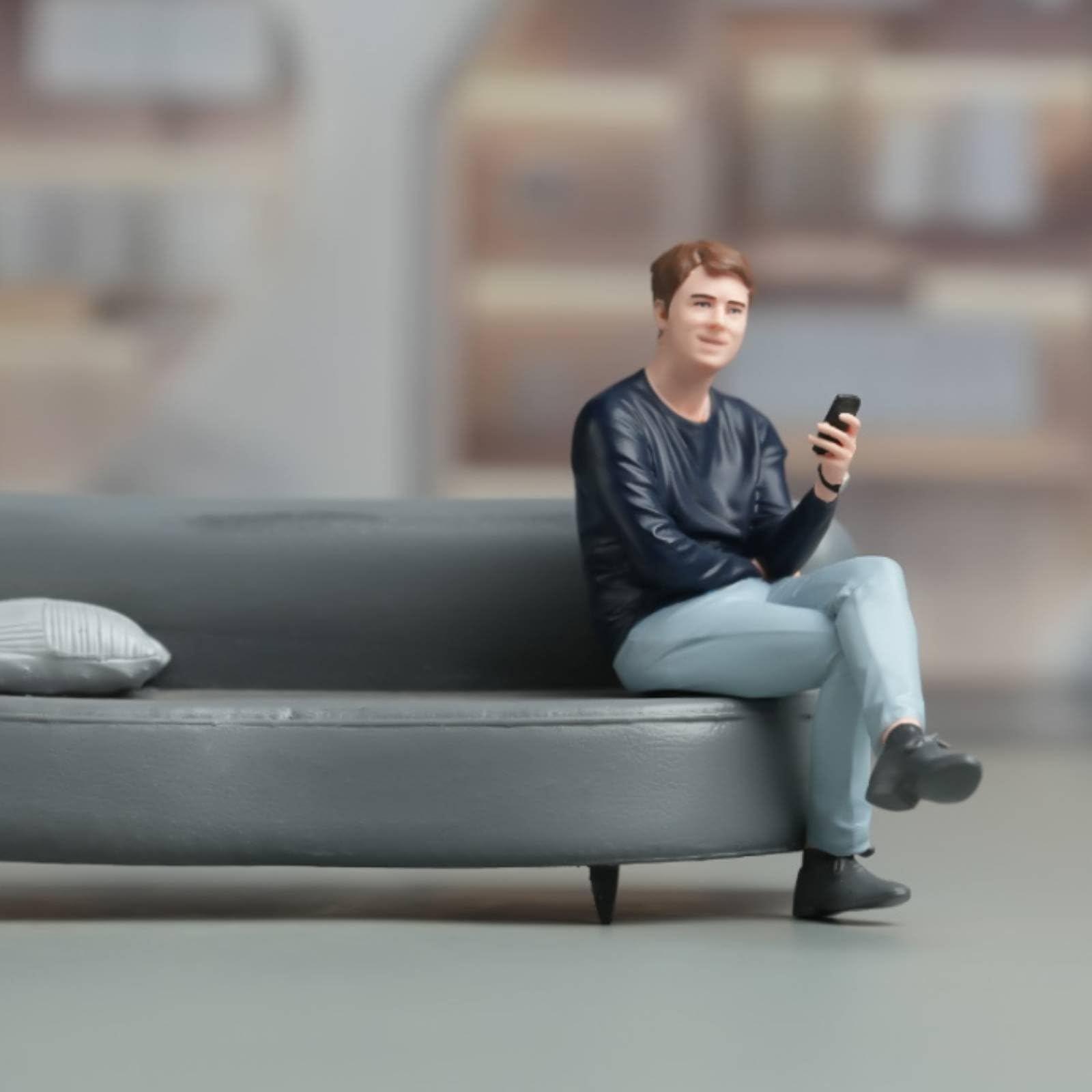 Colcolo Miniaturfigur Bemalt Miniaturen Figur Modellfigur Resin Mann Sitzend Telefon Handbemalt Detailreich für, Modern, Sitzende Figur, Detailliert Bemalt, Mit Gesichtszügen, Maßstab 1 18