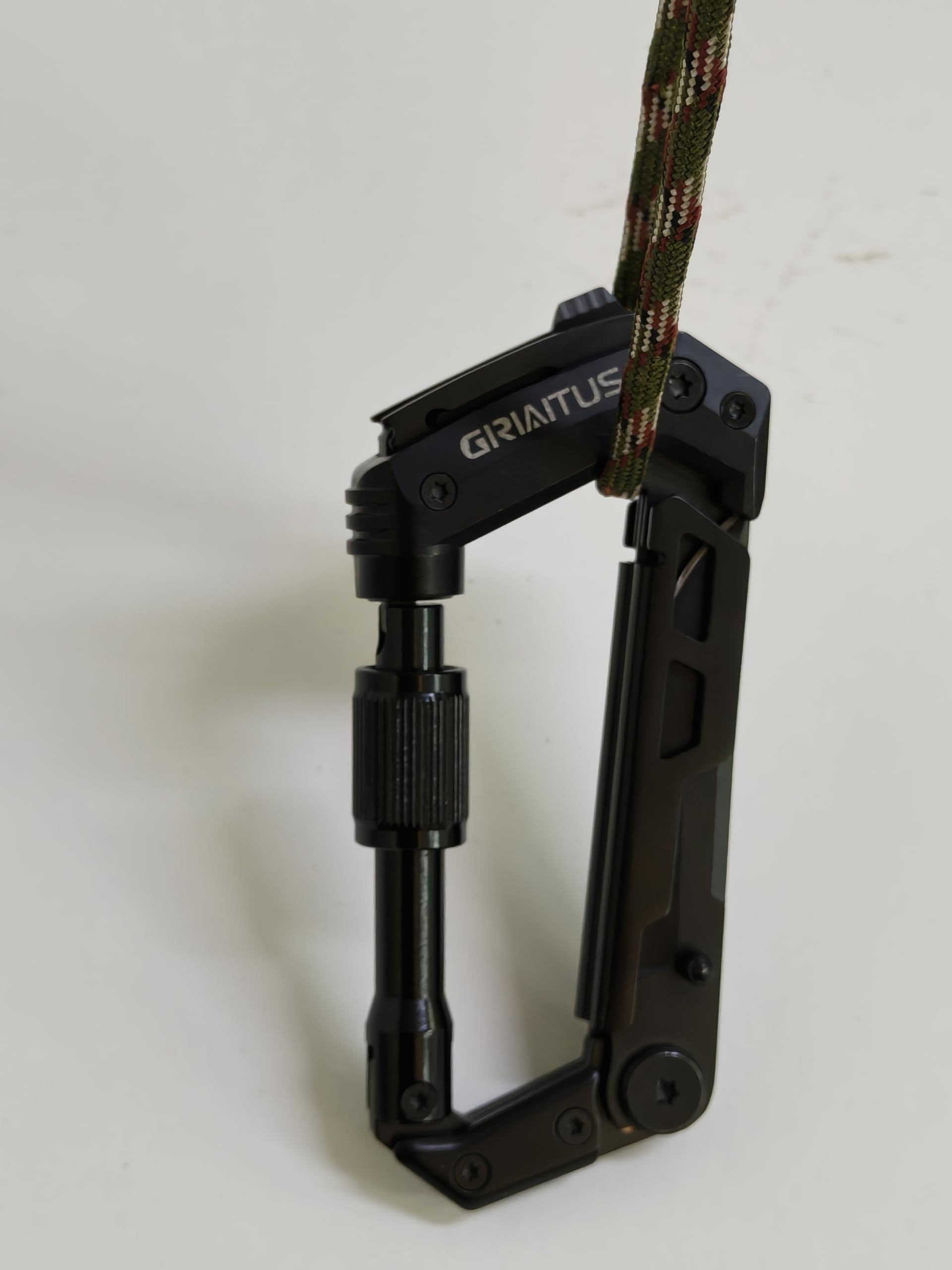 Locking Carabiner Clip 8 and 1 Multi Tool Heavy Duty Keychain Cool Pocket Gadgets Gifts for Men Cool Pocket Gadgets Outdoor Hiking Camping Accessories