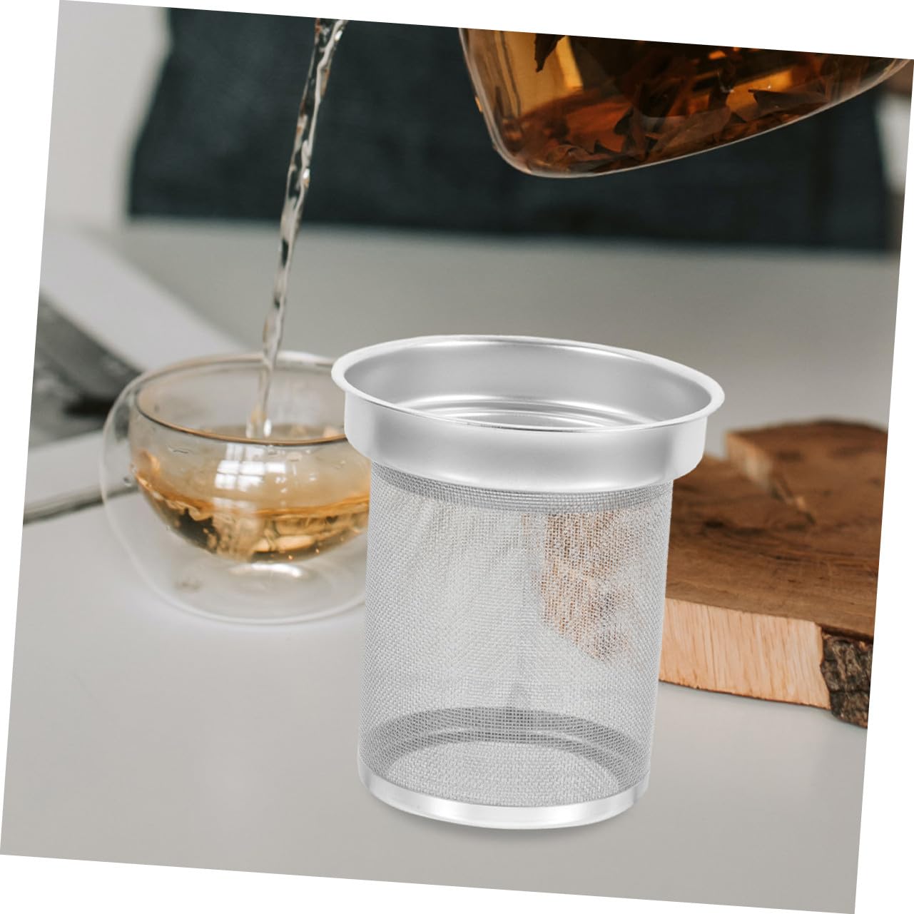INOOMP Filtre à Thé Inox avec Maille Fine pour Théière Passoire Pratique pour Lâches et Infusions Accessoire Thé Maison et Bureau