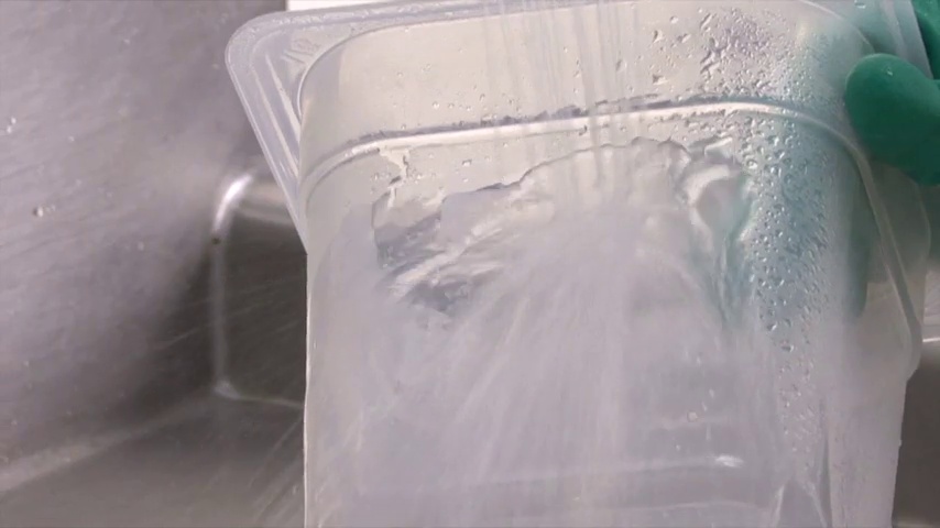 DayMark-Safety-Systems-Day-of-The-Week-1-Square-Dissolvable-Labels-Monday-Sunday-Dispenser-Box-Included-3500-Labels