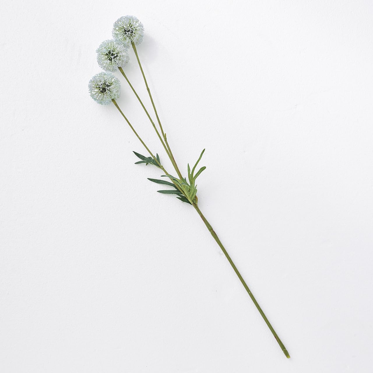 Bloom Artificial Single Allium Spray StemFaux Fake Lifelike Realistic Flower Indoor Home DecorationMeasures L73.5Cm from B&Q