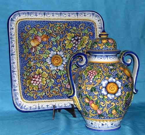 Cerámica Pintada a Mano Richeri: decoración Margarita Azul Incisa Plato 50 cm