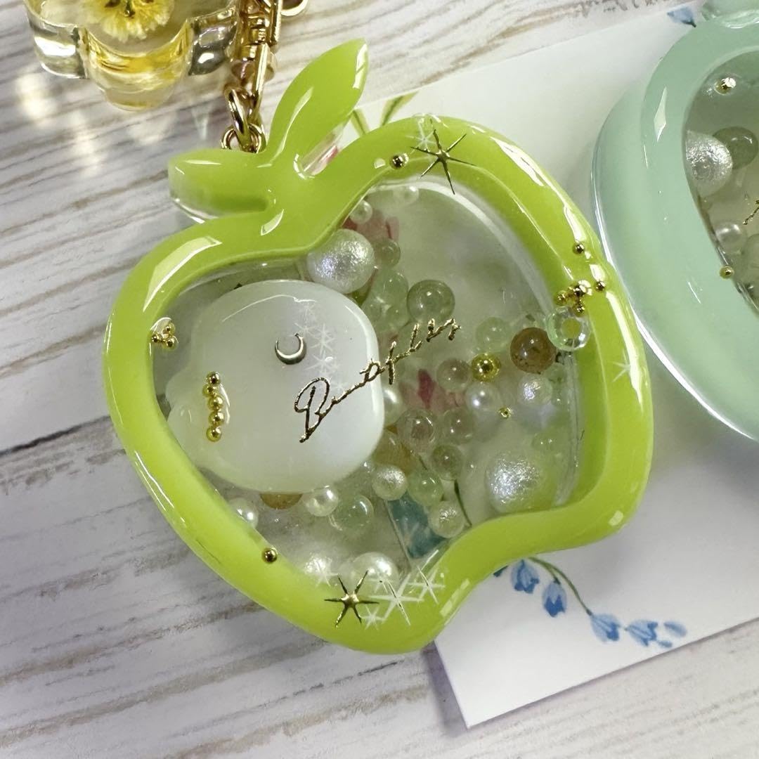 Amazon.co.jp: りんごシャカシャカレジンキーホルダー : おもちゃ