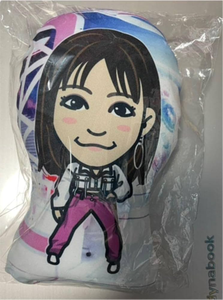 鷲尾伶菜 クッション