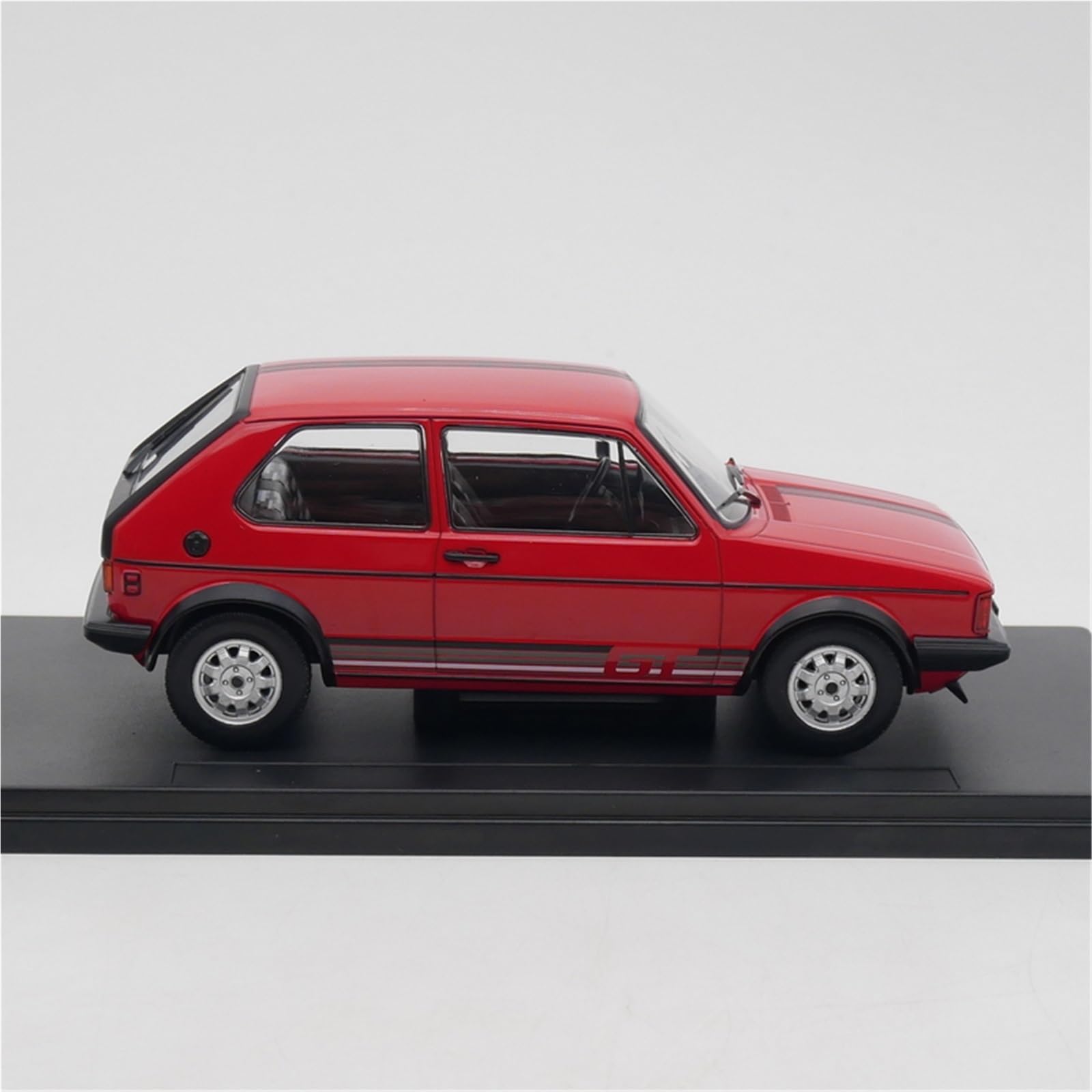 Metallo Scala Replica 1 24 Display Statico Per Auto Giocattolo Modello Berlina In Lega A Due Porte