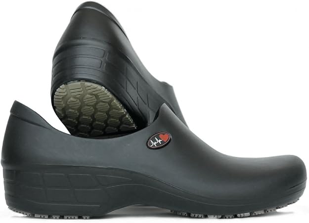 white non skid nursing shoes