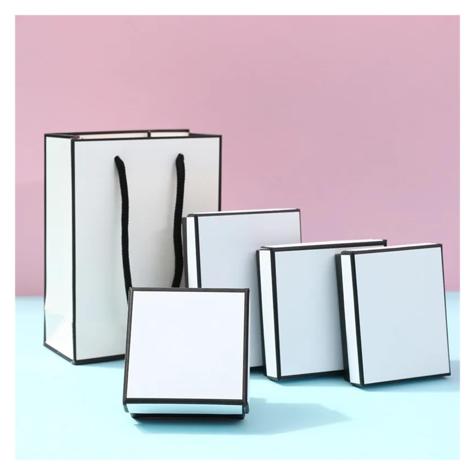 Paquete de 50 cajas cartón blanco y negro for joyería, pendientes, anillos, almacenamiento collares, papel Kraft, estuche antipolvo for regalo boda viaje para Joyas(9x9x3cm)