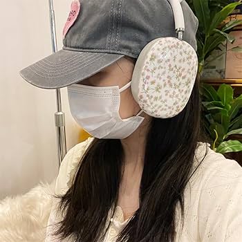 まい様オーダー品 花モチーフのAirPods MAXヘッドフォンカバー