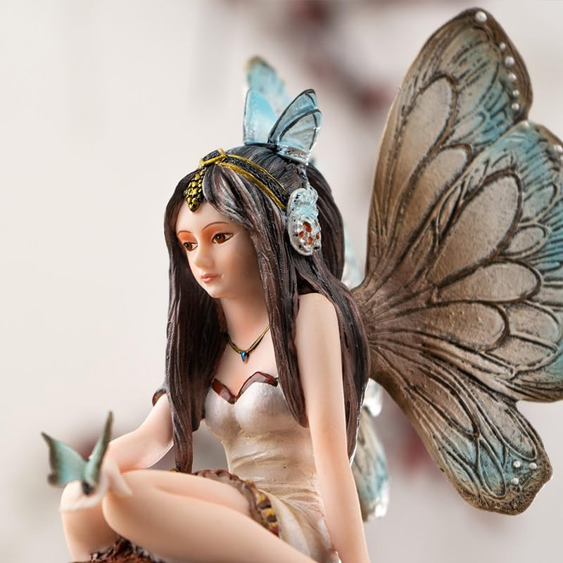 Pacific Giftware Schmetterlingsfee auf Pilzstatue, 21 cm, Fantasy-Figur mit zarten Flügeln und Schmetterlings-Details und Pilzsockel für Innen- und Außenbereich, Gartendekoration