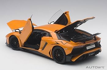 京商 1/18 ランボルギーニ アヴェンタドール LP750-4 1/18 ランボルギーニ アヴェンタドール LP750-4 SV （ブラック