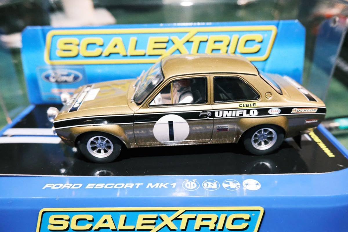 Amazon | scalextric フォード ESCORT MK1 スケーレックストリック 