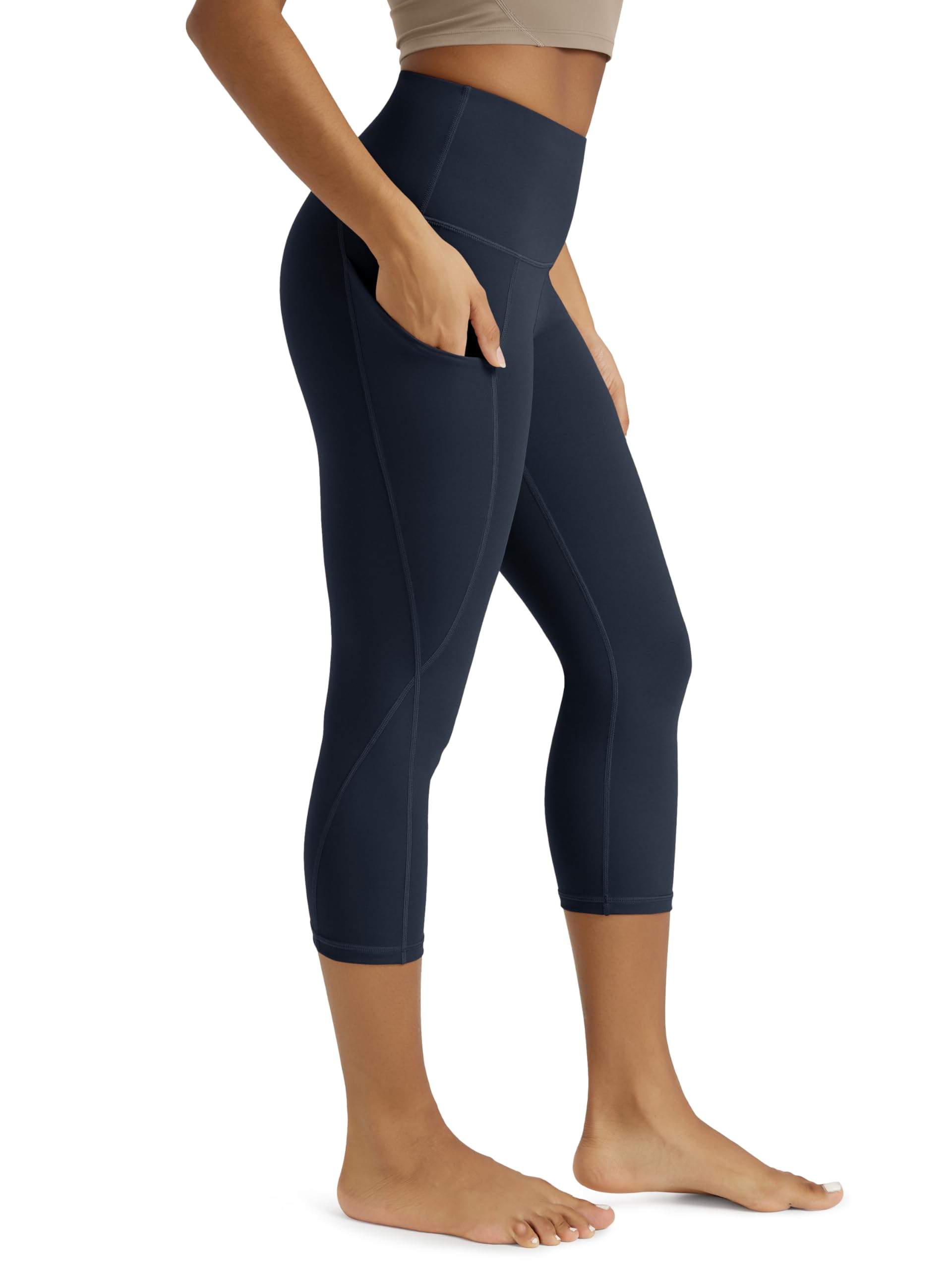 ODODOS Women's High Waisted Yoga Capris with Pockets, Tummy Control Non See Through Workout Athletic Running Capri Leggings