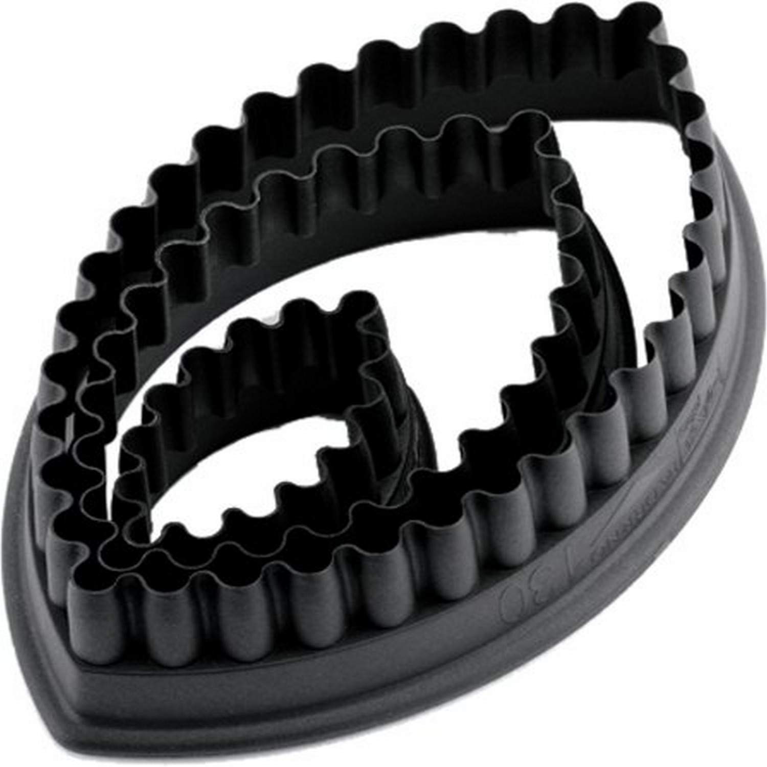 Paderno World Cuisine 6-Piece Fluted Oval PA+ Composite Cookie Cutter Set