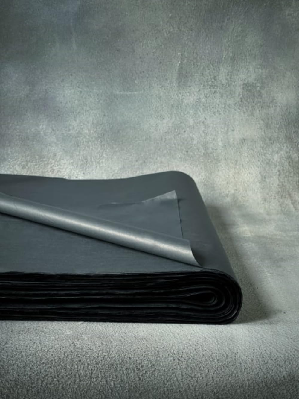 RFE 500 Sheets of Large Tissue Paper 20 x 30 inches (500x750mm) Quality Acid Free Tissue Paper for Clothes, Gift Wrapping and Art Craft Decorations (Black)