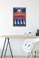Vista 67 de Trends International NHL New York Islanders - Champions 23 Wall Poster, 34L x 22.4W, Mahogany Framed Version