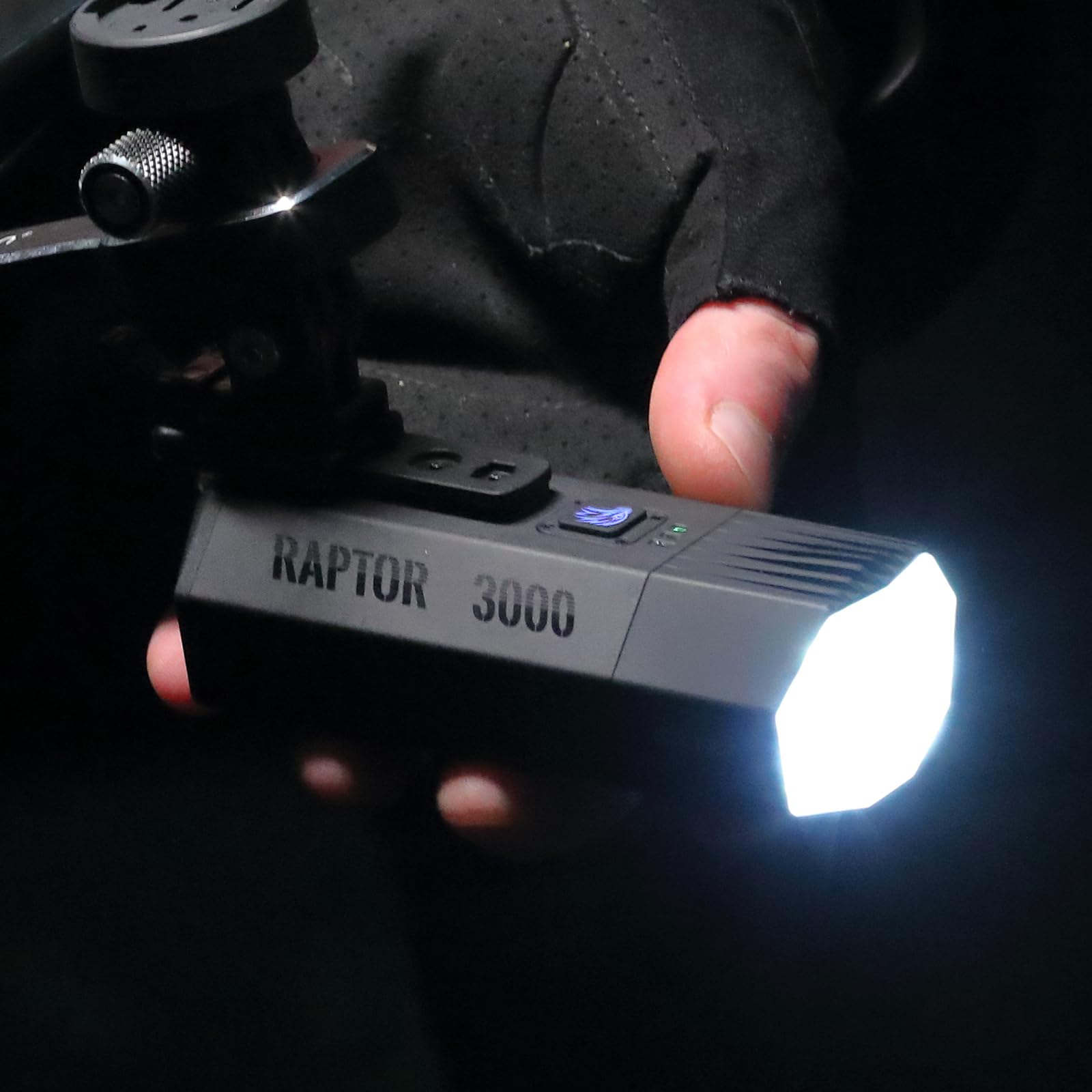 Gaciron RAPTOR Luce Bicicletta Anteriore a doppia fonte luminosa,3000lm 10000mAh luci bicicletta led ricaricabile impermeabile IPX6,Faro anteriore per bicicletta in alluminio con telecomando wireless