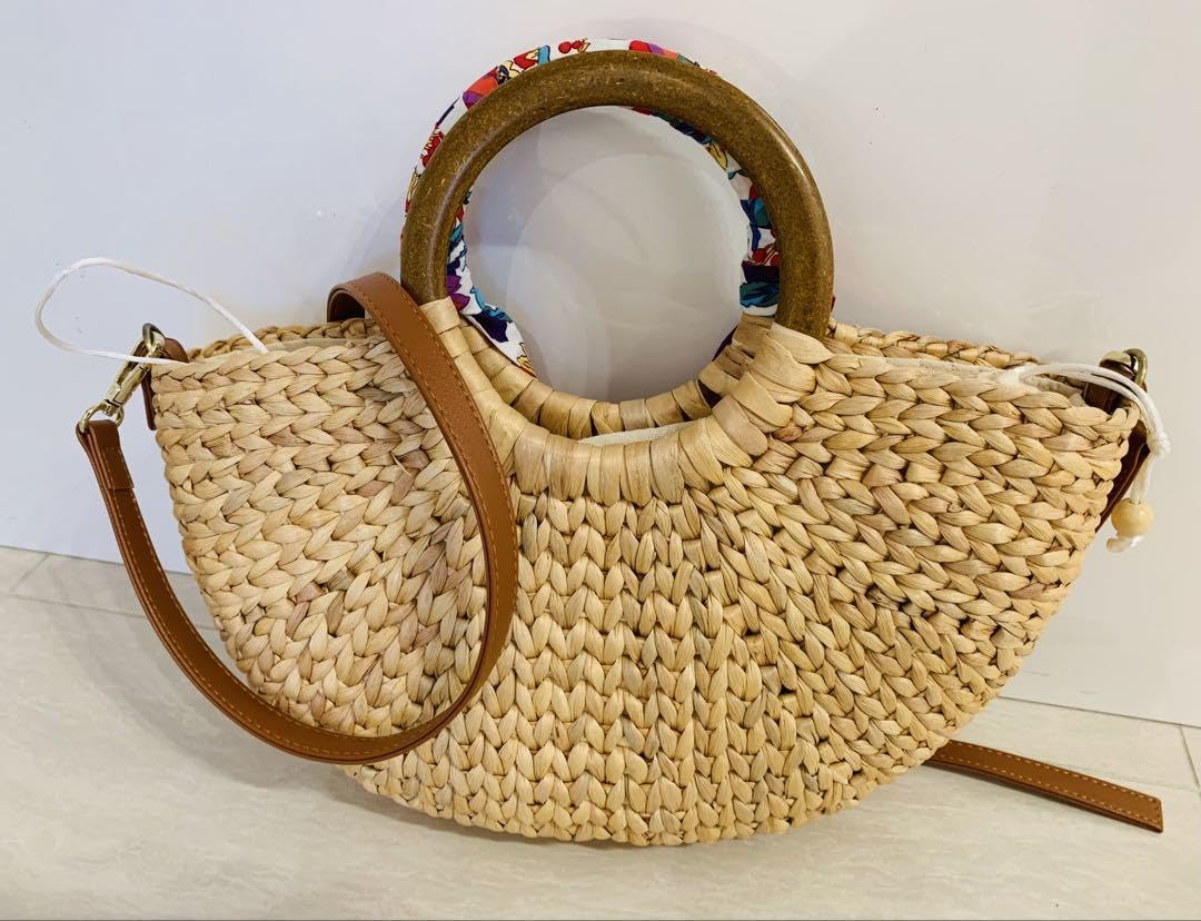 SAKO【新品】かごバッグ オシャレなタッセル付きhana vietnam Amazon.co.jp: かごバッグ Hana Vietnam : ファッション