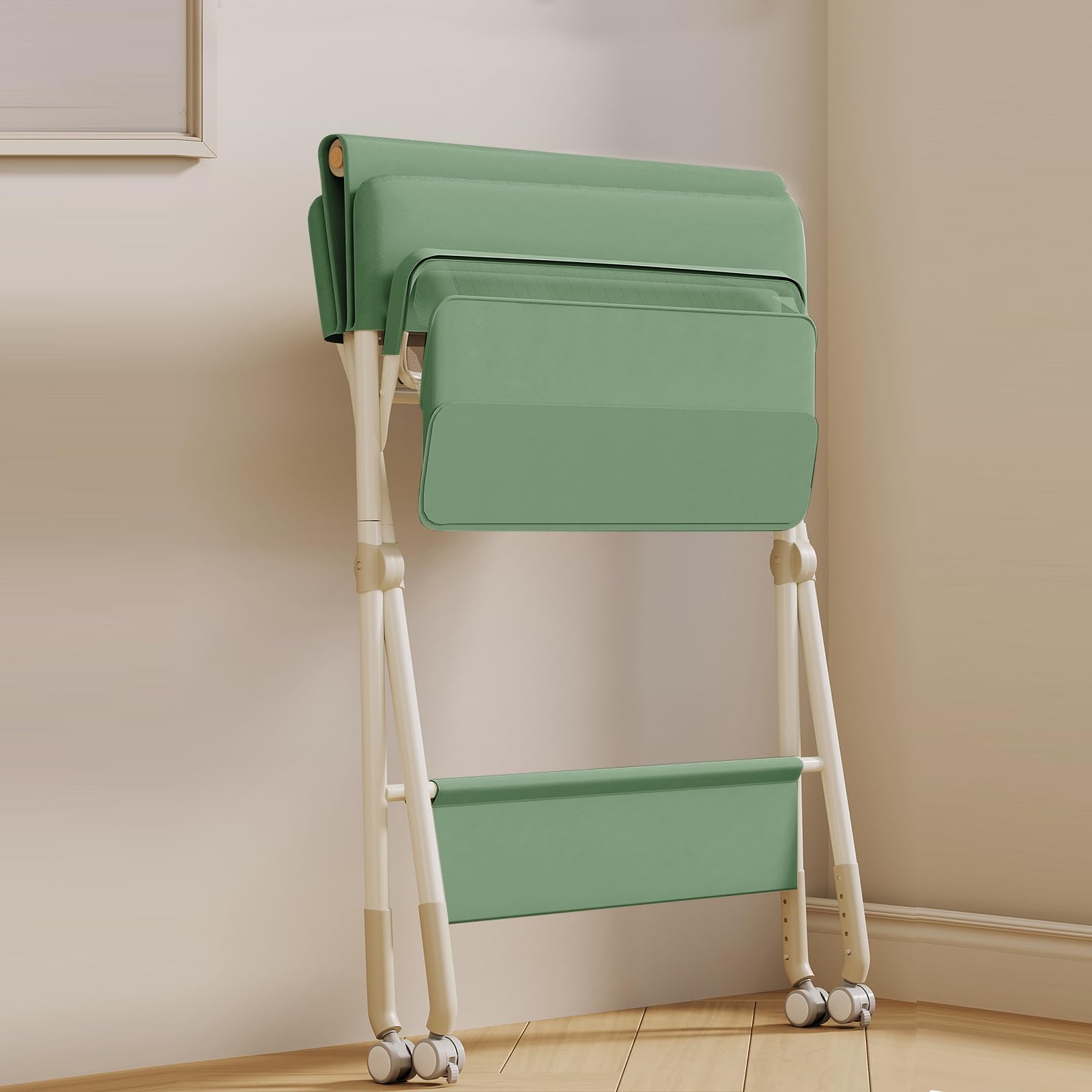 Wickeltisch mit Rollen, faltbar, tragbare Wickelunterlage, 5 verstellbare Ebenen, Aufbewahrungskorb zum Aufhängen für Neugeborene, für Kinderzimmer, 75 x 68 x 83 – 91 cm (A), Grün