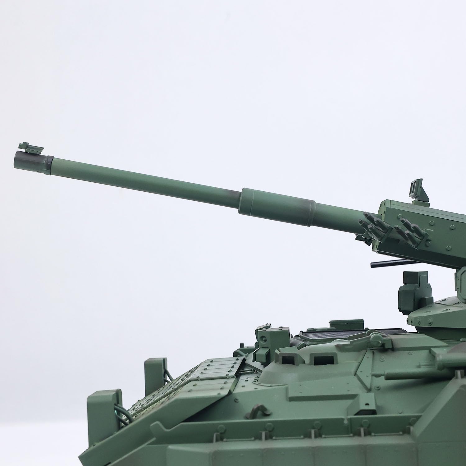 Carro armato radiocomandato 1/16 M2128 Bradley, sistema di