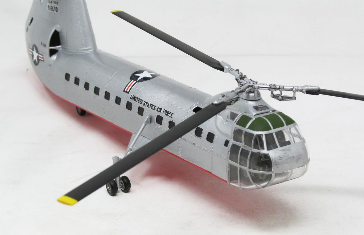 Atlantis Model ATLAMCH223 1/96 Piresecchi H-16 Helicopter Plastic Model