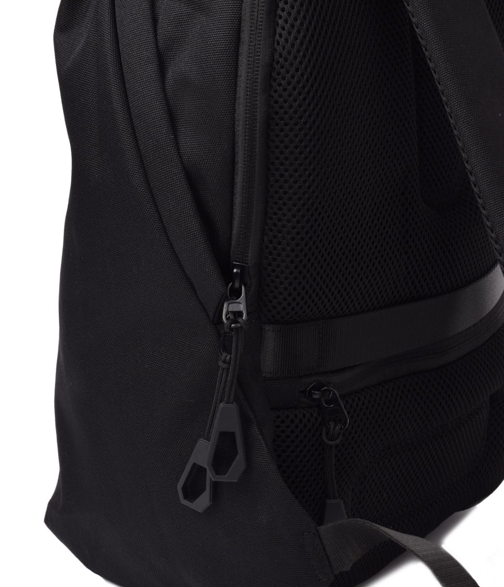 KCB Mochila Grande de Hombre Milky | Diseño Espacioso | Bolsillos Organizadores | Funda Acolchada para Portátil y Tablet | 100% Vegano